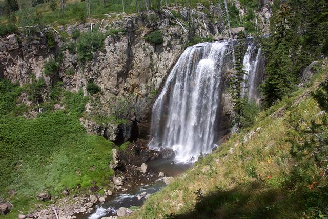 This is Dunanda Falls!  We had this completely to ourselves for the 2 or 3 hours we were here!