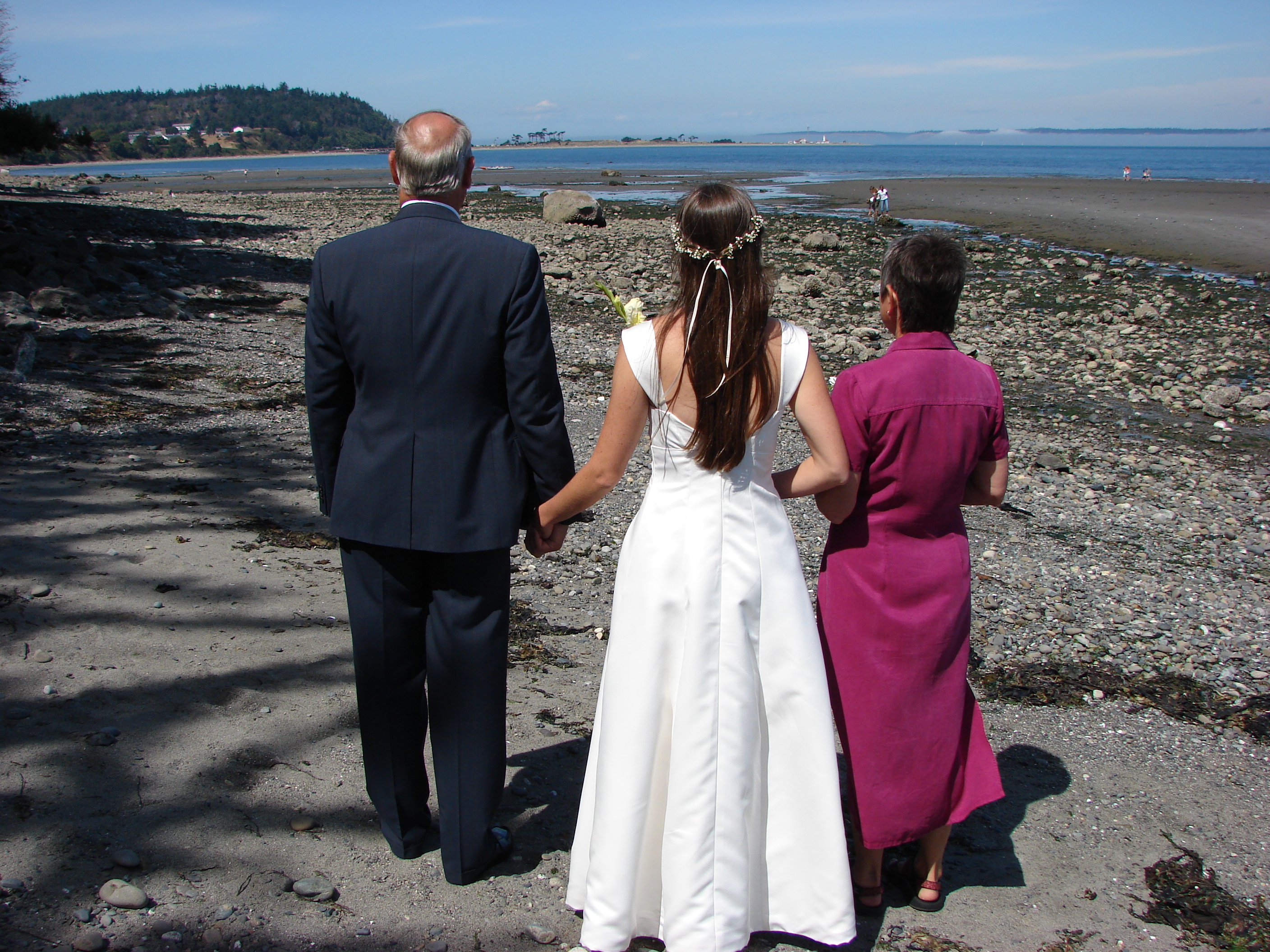 JJ, Lindsay and I admire the view. 