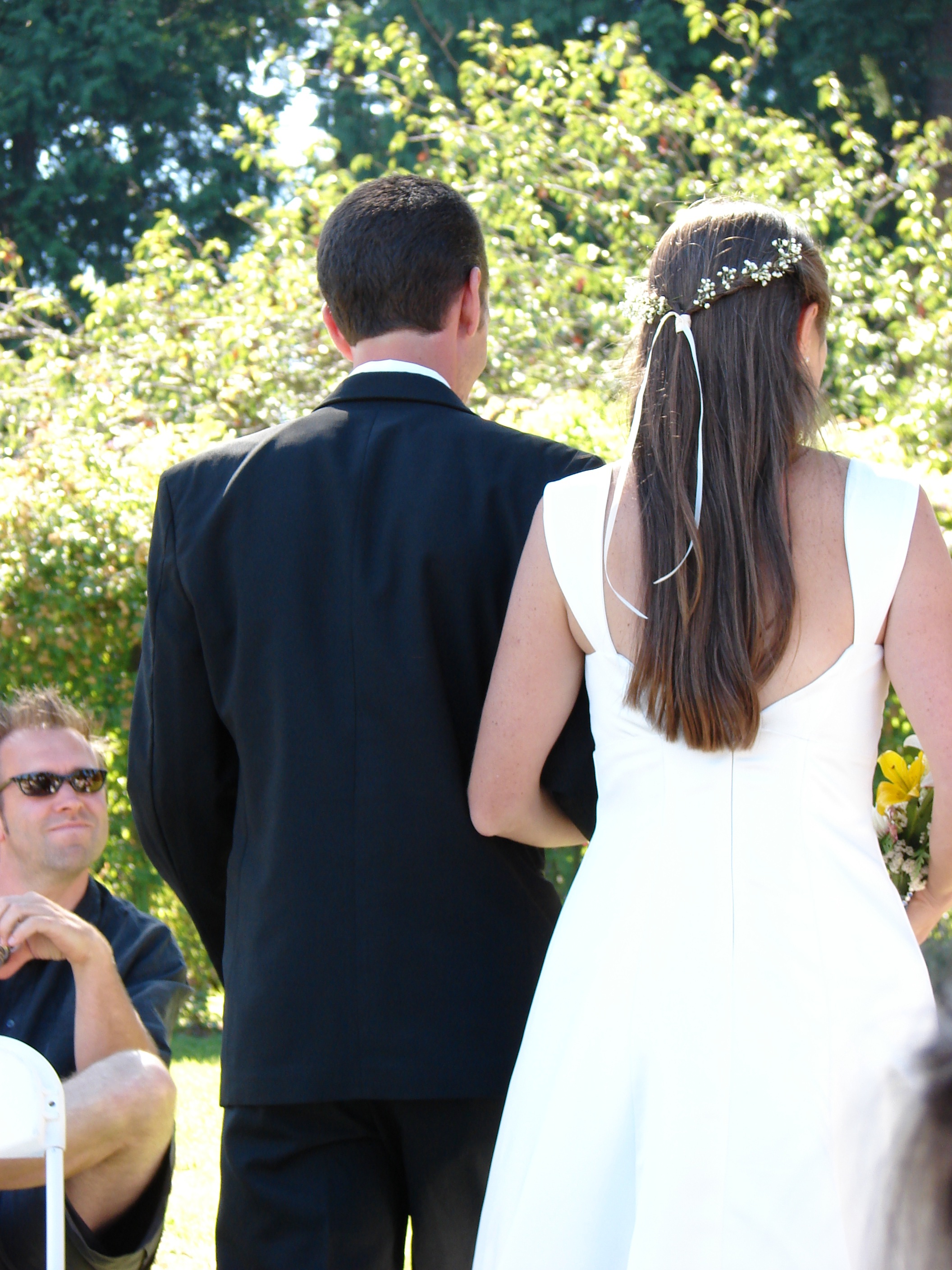 Lindsay and Ben Marean walk out together.