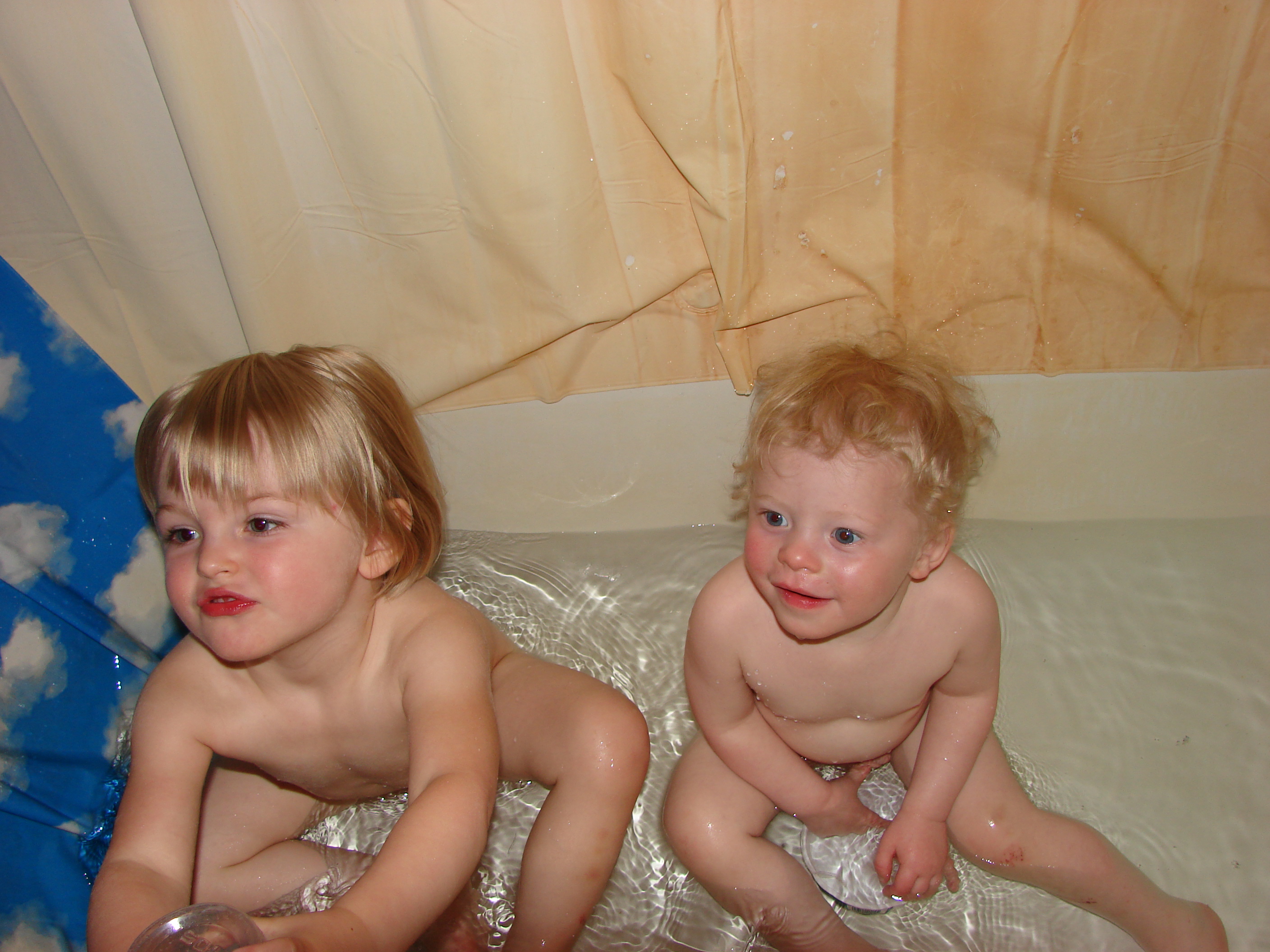 Everyone needed a bath after a long, busy day.